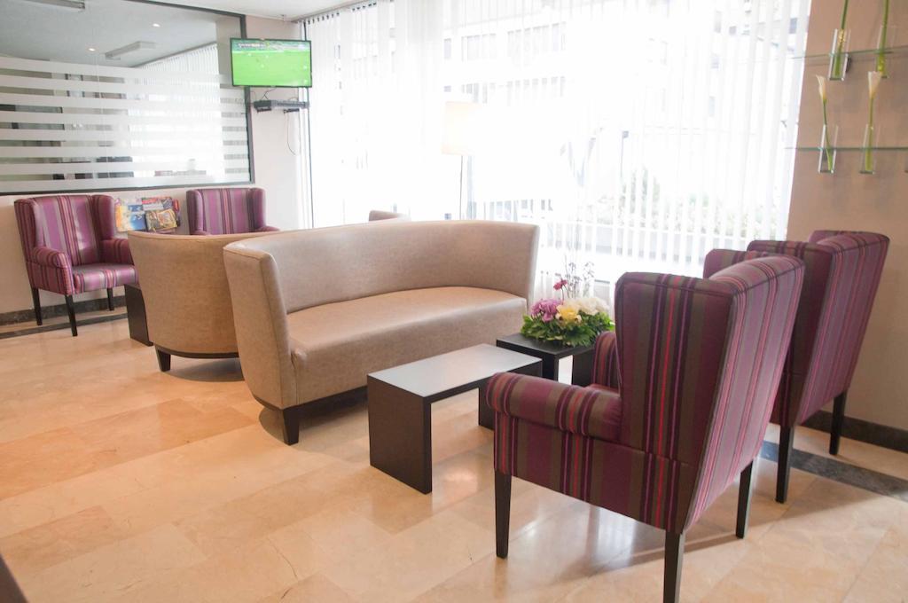Aparthotel Walther Кіто Екстер'єр фото