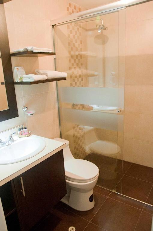Aparthotel Walther Кіто Екстер'єр фото