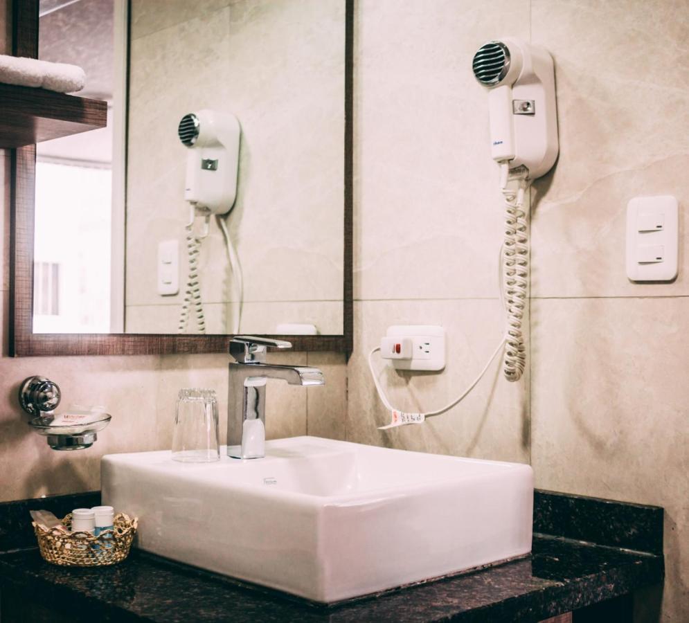 Aparthotel Walther Кіто Екстер'єр фото